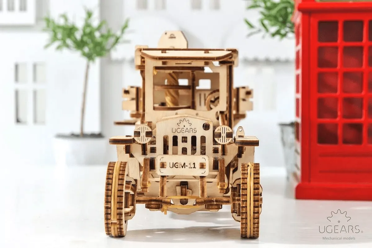 Camion UGM 11 Ugears – Puzzle 3d Mécanique En Bois