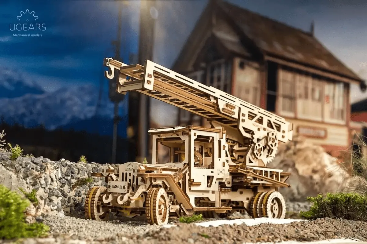 Camion Echelle Ugears – Puzzle 3d en bois