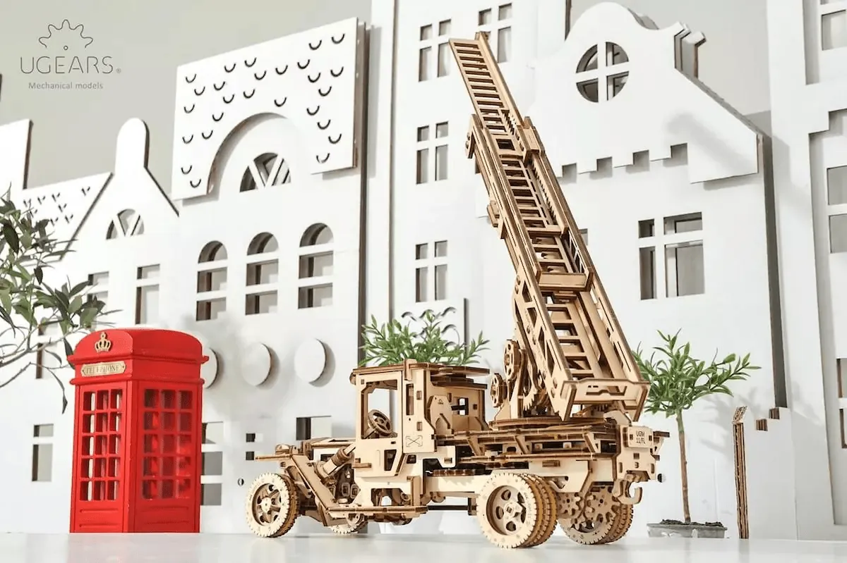 Camion Echelle Ugears – Puzzle 3d en bois