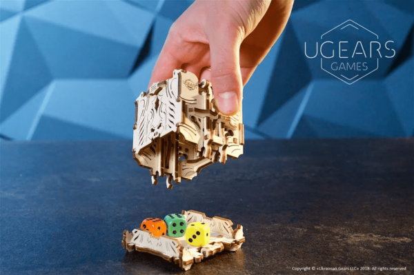 Tour à Dés Modulable Ugears – Puzzle 3D Mécanique en bois