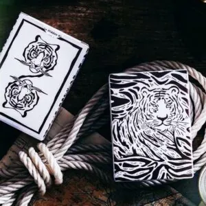 hidden-king-WHITE