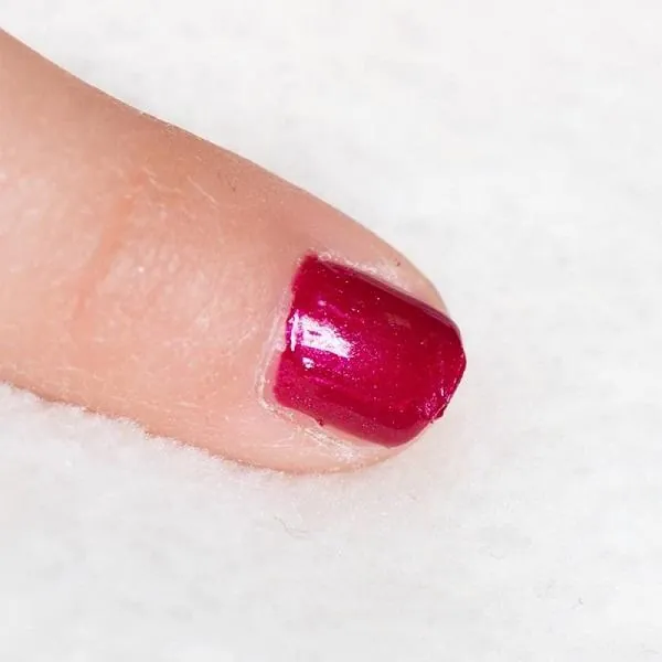 VERNIS A ONGLE PELABLE FRAMBOISE - NAMAKI – Image 2
