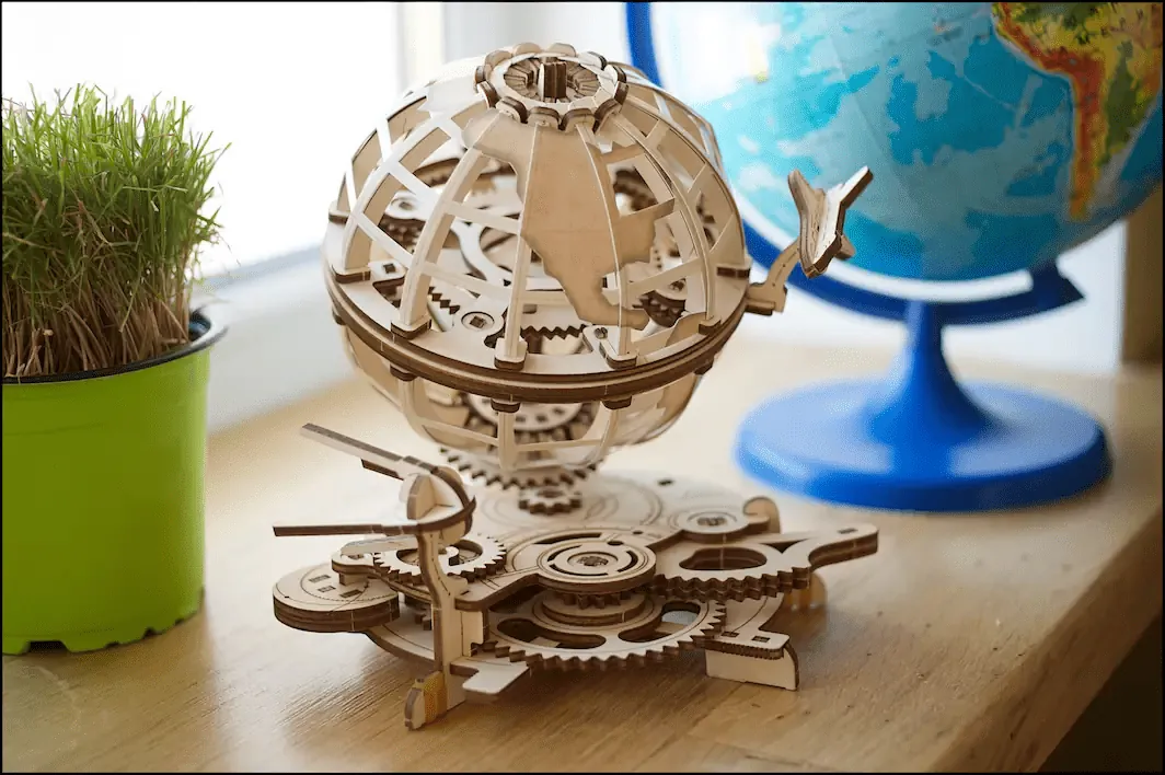 UGEARS - GLOBE