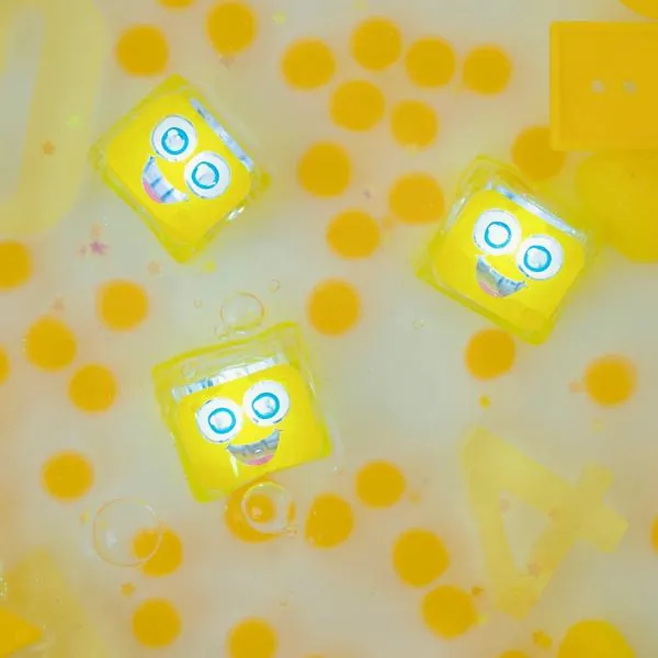 JOUET DE BAIN - CUBES JAUNES ALEX - GLO PALS – Image 2