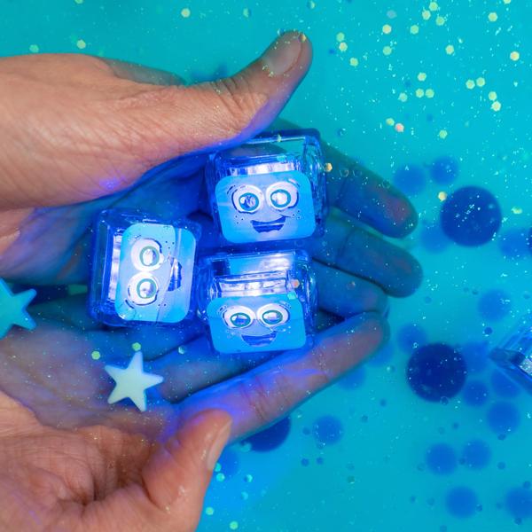 JOUET DE BAIN - CUBES BLEUS BLAIR - GLO PALS – Image 3