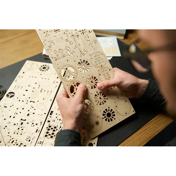 UGEARS - VOITURE RETRO UGR-T – Image 4